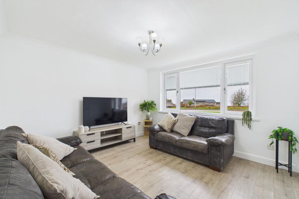 2 bedroom terraced house