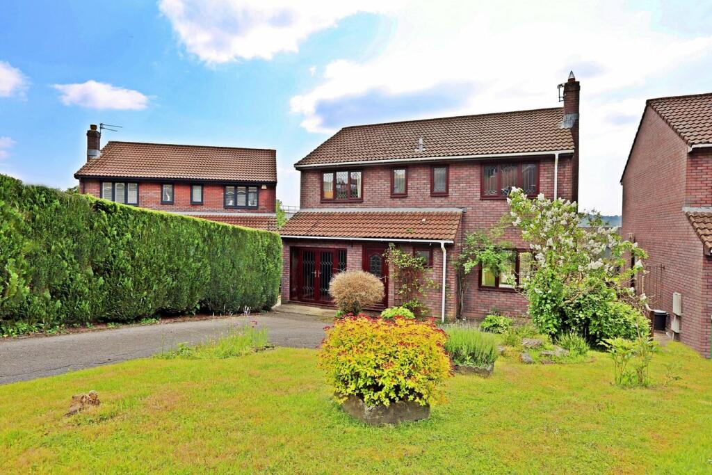 Additional property image - Heol Bryn Glas, Llantwit Fardre, Pontypridd, CF38