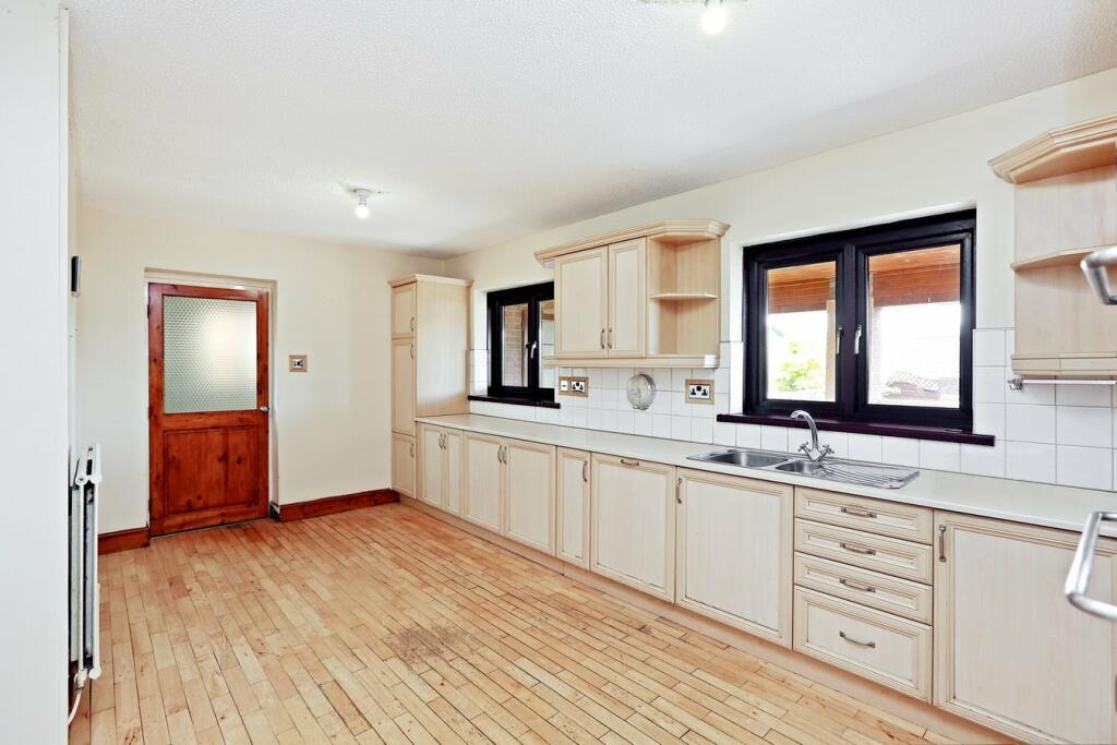 Additional property image - Heol Bryn Glas, Llantwit Fardre, Pontypridd, CF38