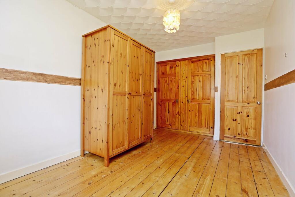 Additional property image - Heol Bryn Glas, Llantwit Fardre, Pontypridd, CF38