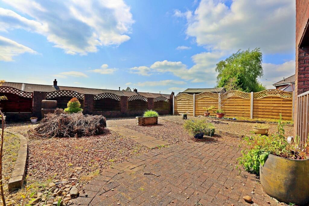 Additional property image - Heol Bryn Glas, Llantwit Fardre, Pontypridd, CF38