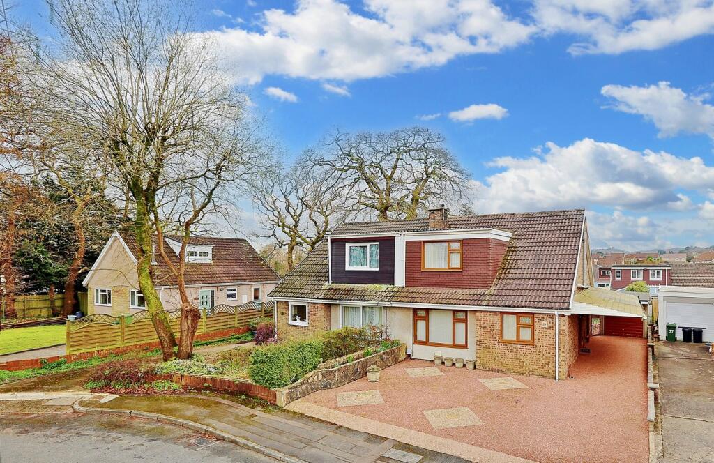 Main image of property: Meadow Crescent, Tonteg, Pontypridd, CF38