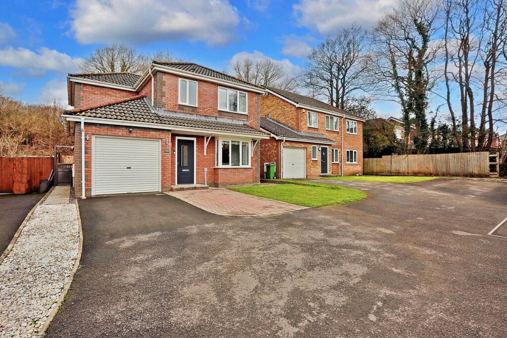 3 bedroom detached house for sale in Cae Garw, Llantwit Fardre