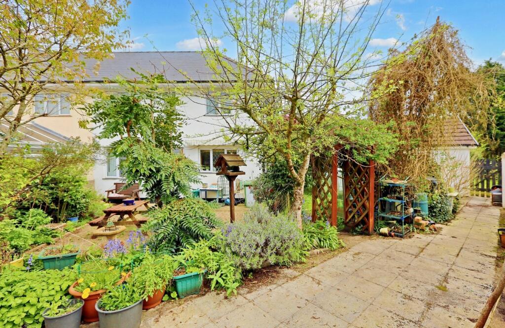 Additional property image - Heol Tymaen, Upper Boat, Pontypridd, CF37