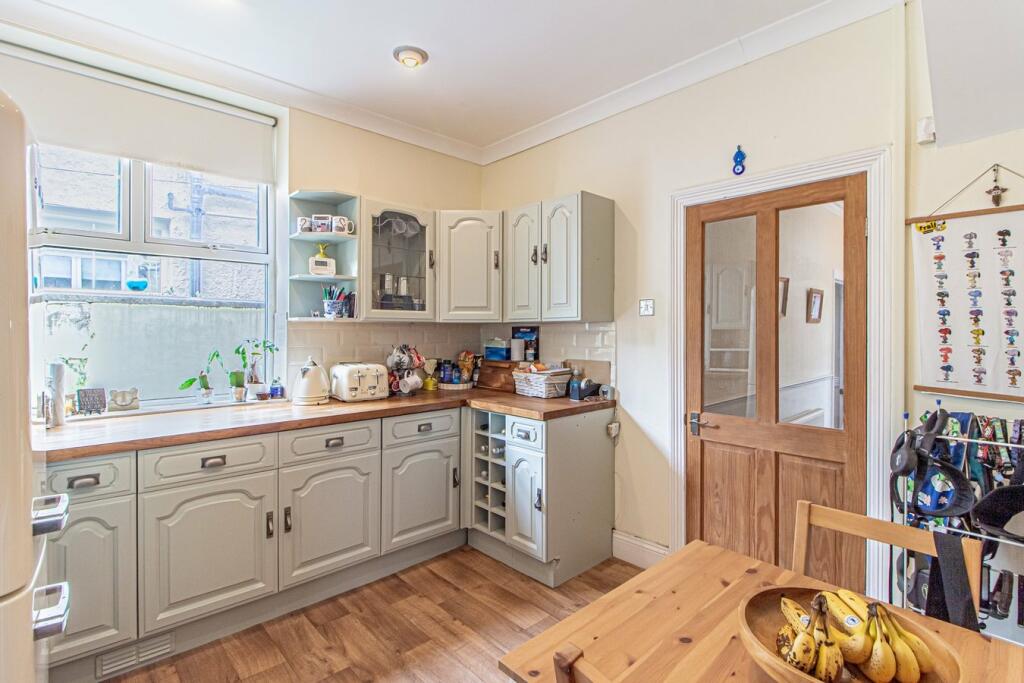 Additional property image - Lan Park Road, Pontypridd, CF37