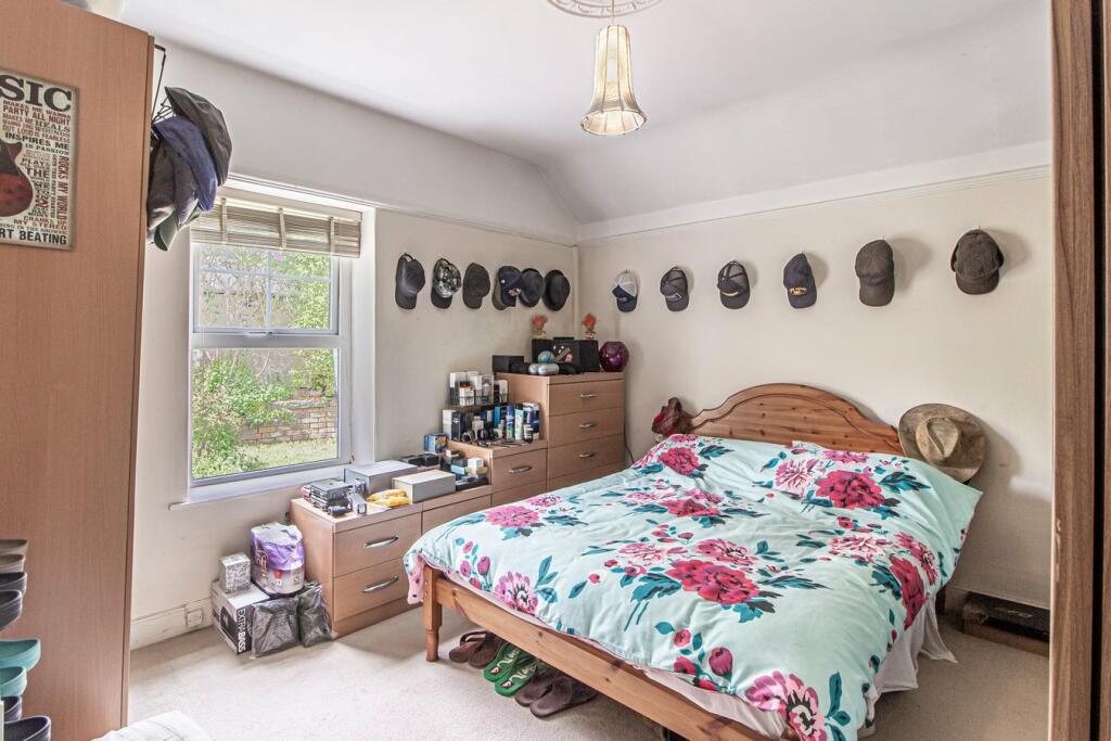 Additional property image - Lan Park Road, Pontypridd, CF37