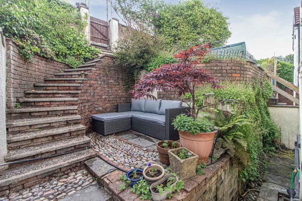 Additional property image - Lan Park Road, Pontypridd, CF37