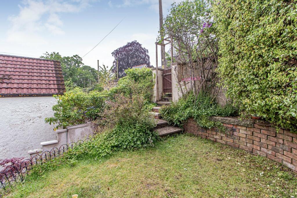 Additional property image - Lan Park Road, Pontypridd, CF37