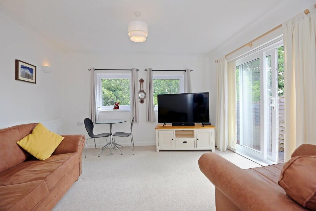 Additional property image - Heol Seward, Beddau, Pontypridd, CF38