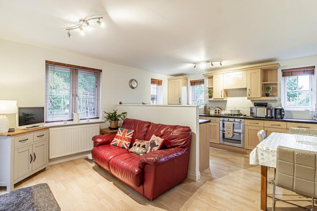 Additional property image - Barnard Way, Church Village, Pontypridd, CF38