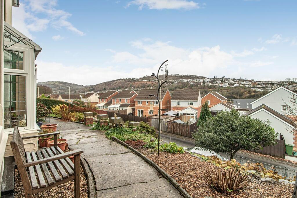 Additional property image - Lanelay Crescent, Pontypridd, CF37