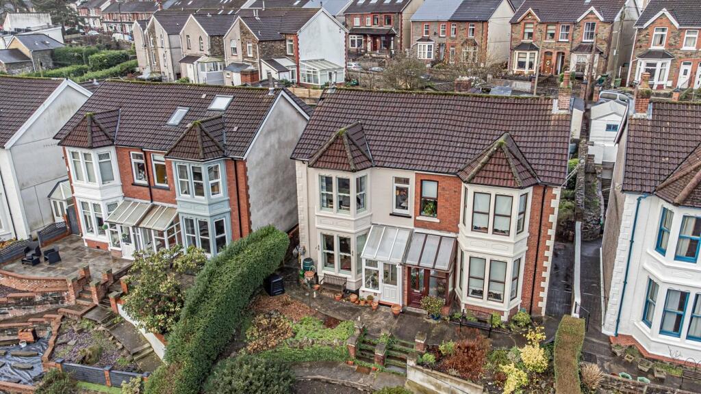 Additional property image - Lanelay Crescent, Pontypridd, CF37