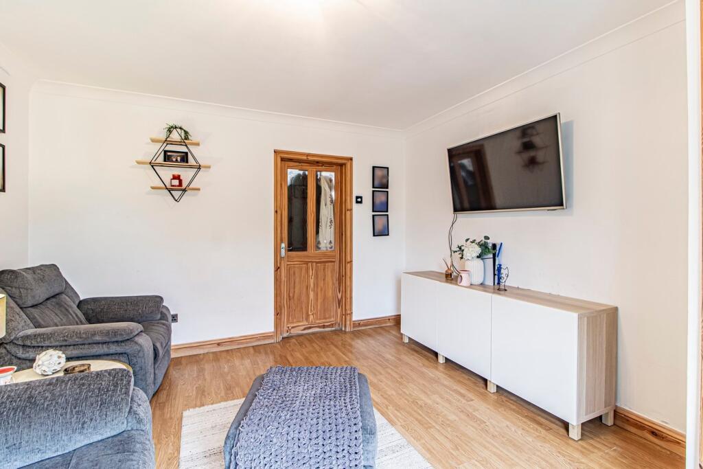 Additional property image - Dylan Avenue, Beddau, Pontypridd, CF38