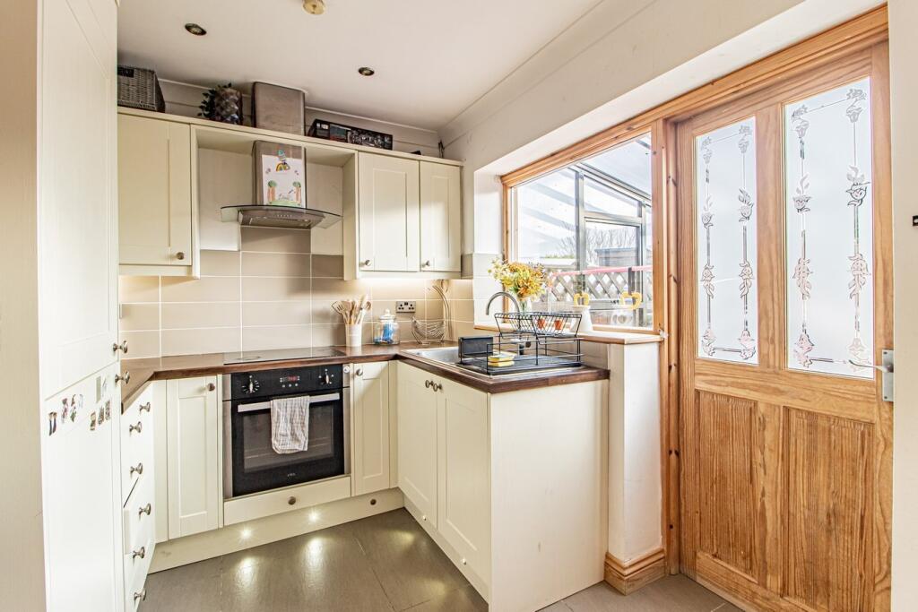 Additional property image - Dylan Avenue, Beddau, Pontypridd, CF38