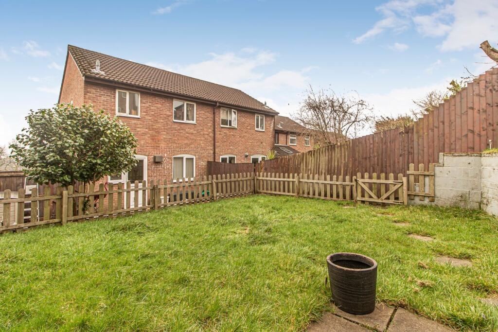 Additional property image - Llys Garth, Llantwit Fardre, Pontypridd, CF38
