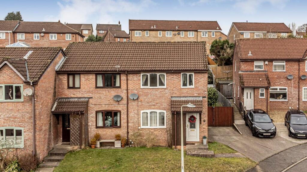Additional property image - Llys Garth, Llantwit Fardre, Pontypridd, CF38