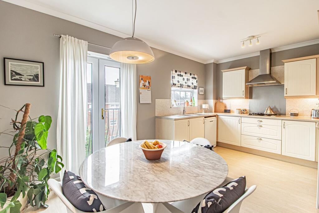 Additional property image - Fleming Walk, Church Village, Pontypridd, CF38