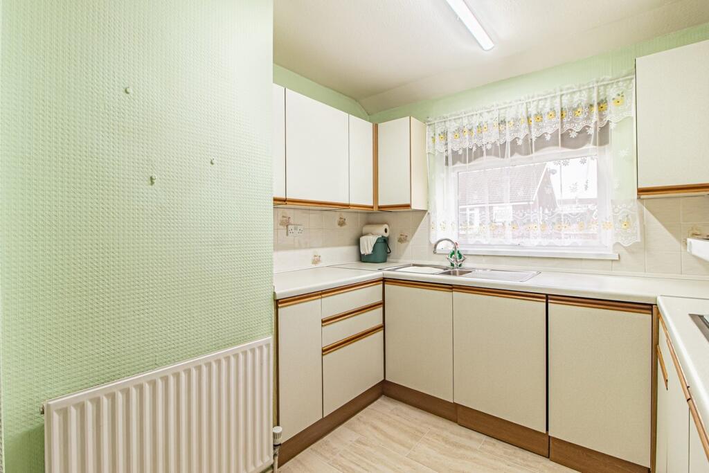 Additional property image - Meadow Crescent, Tonteg, Pontypridd, CF38