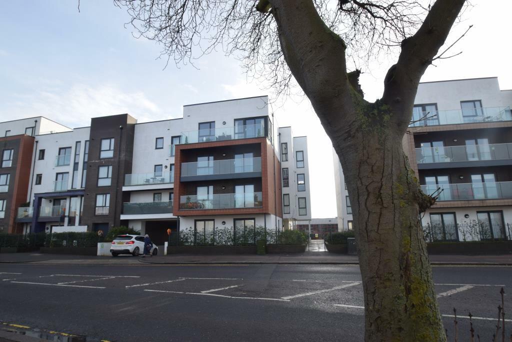 Main image of property: Southpoint, Sutton Road, Southend on Sea, Essex, SS2