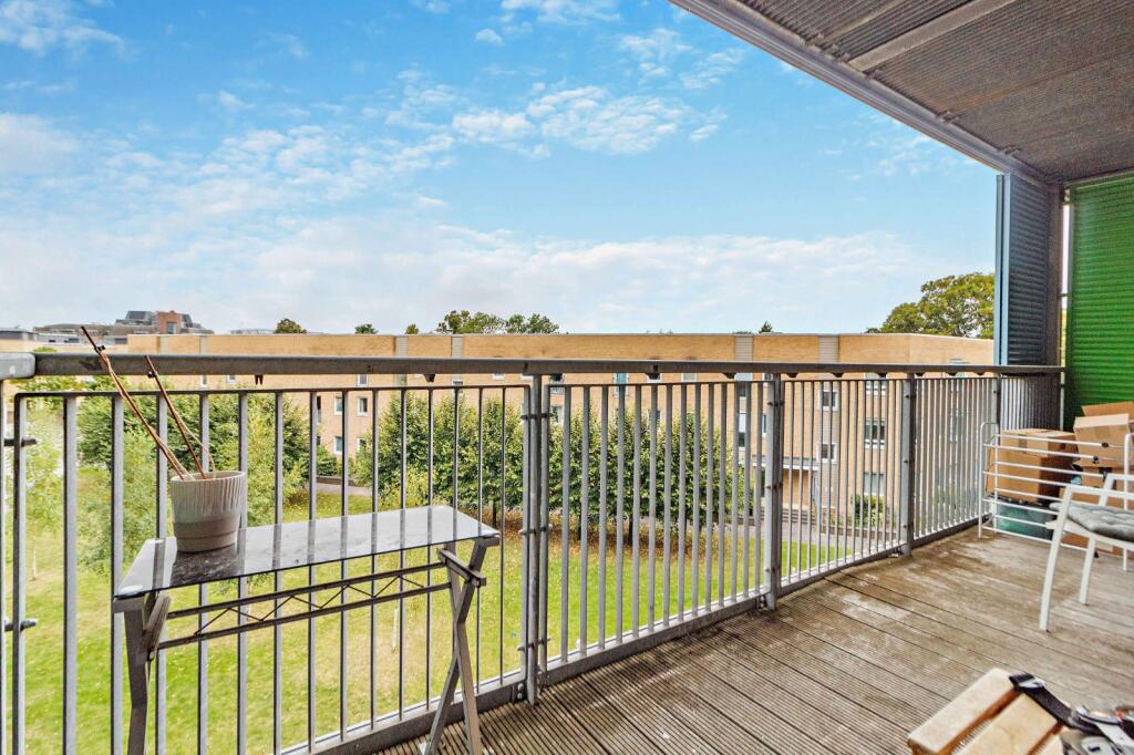 Additional property image - Warren Close, Cambridge, Cambridgeshire
