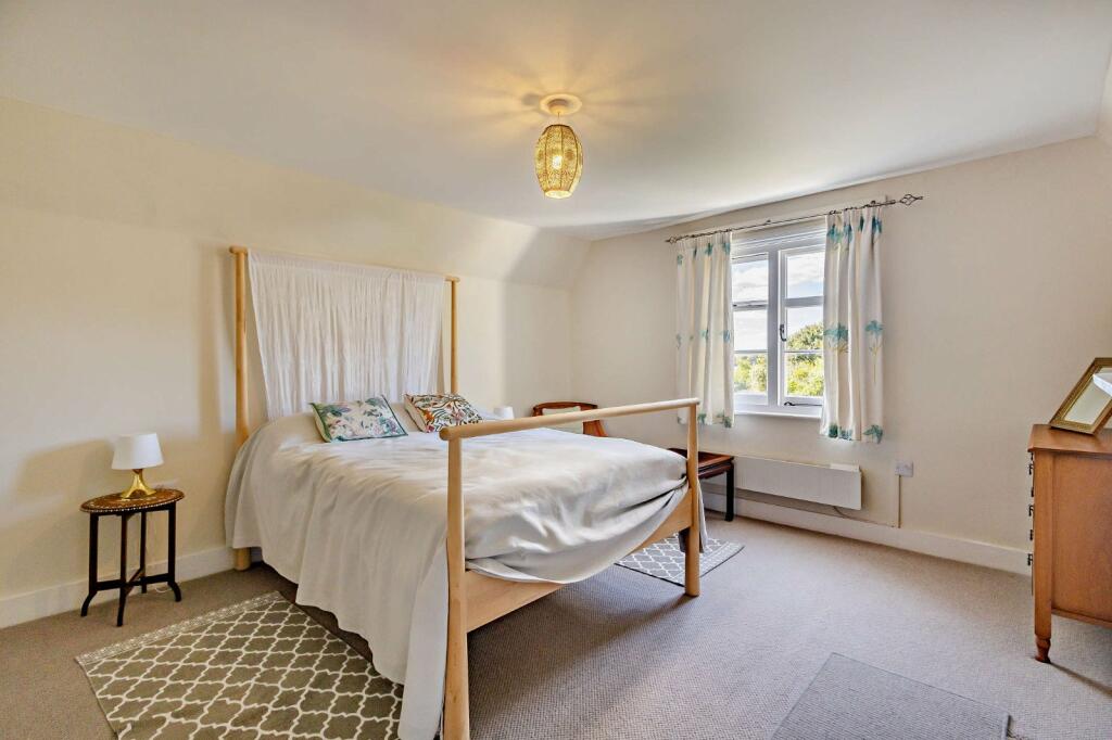 Additional property image - High Street, Toft, Cambridge, Cambridgeshire
