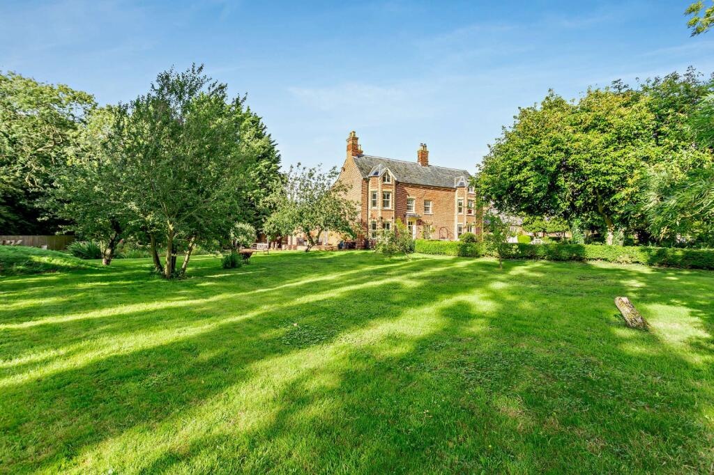 Additional property image - Knapwell, Cambridge