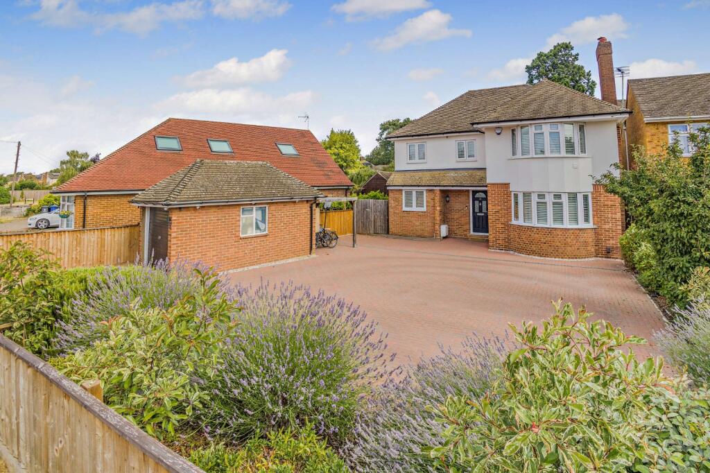 Main image of property: Home Close, Histon, Cambridgeshire