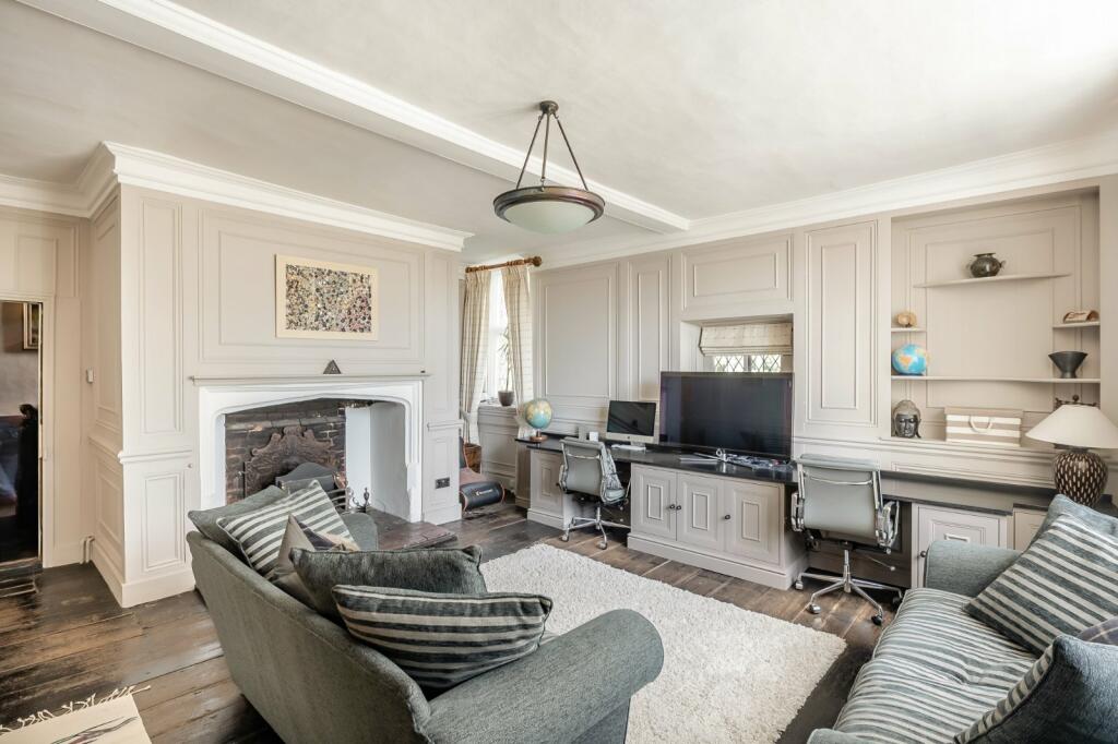 Additional property image - The Causeway, Dunmow, Essex