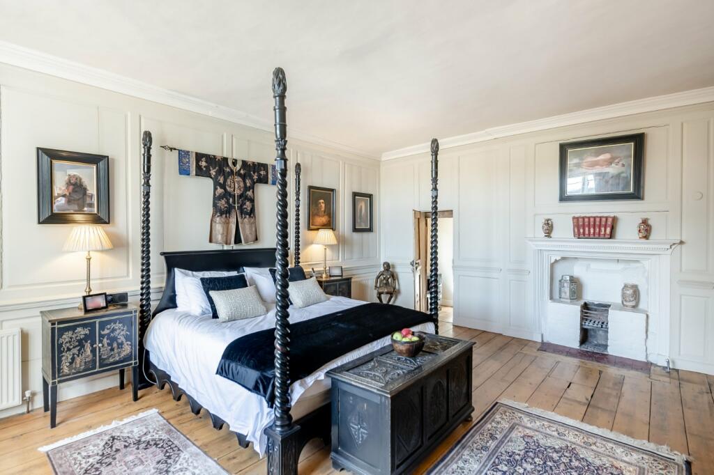 Additional property image - The Causeway, Dunmow, Essex