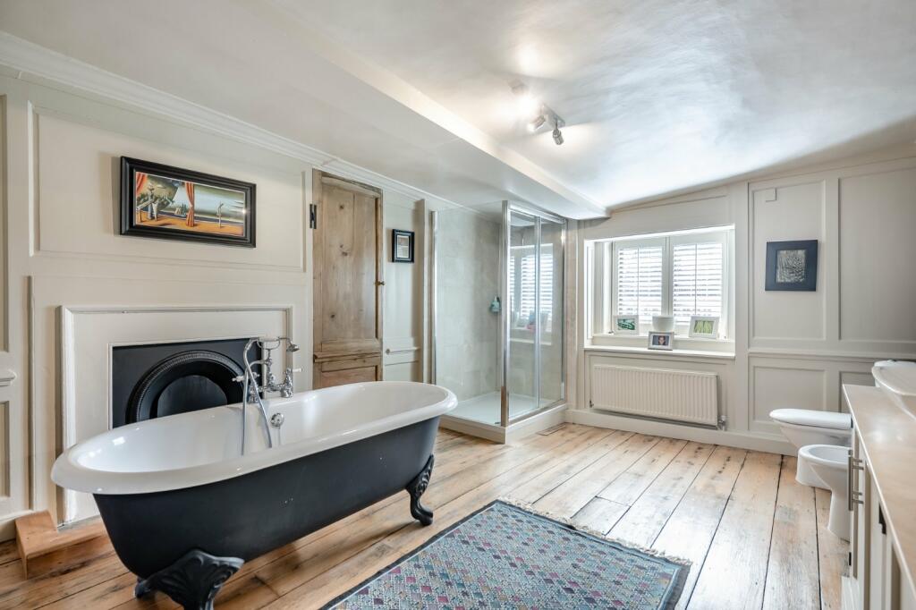 Additional property image - The Causeway, Dunmow, Essex