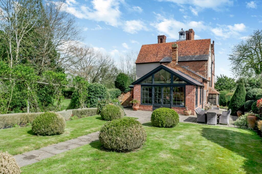 Additional property image - The Causeway, Dunmow, Essex