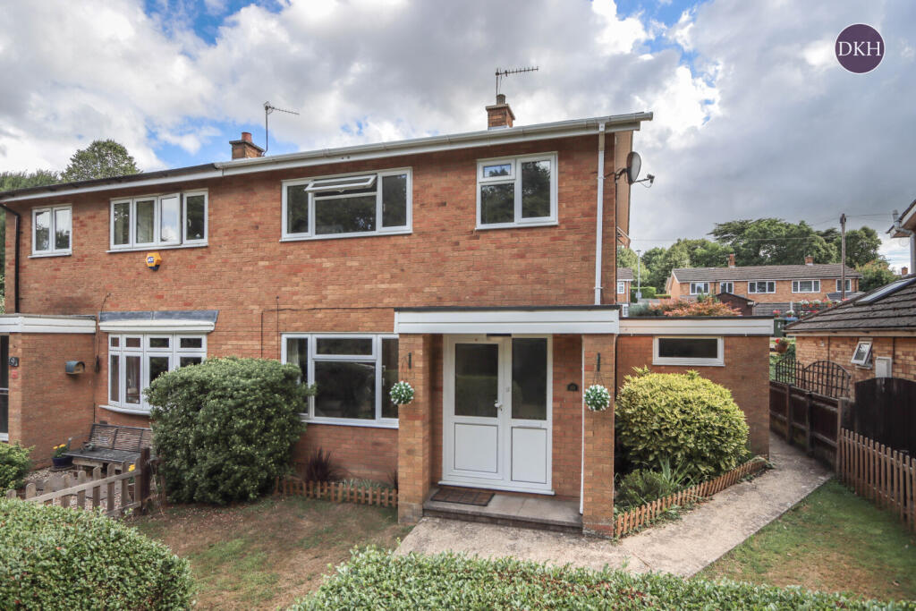 Main image of property: Lebanon Close, Watford