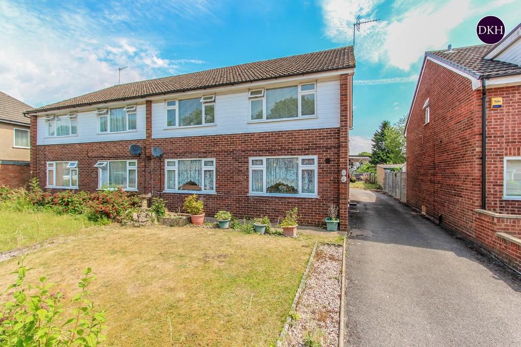 2 bedroom ground floor for sale in Leaford Crescent, North