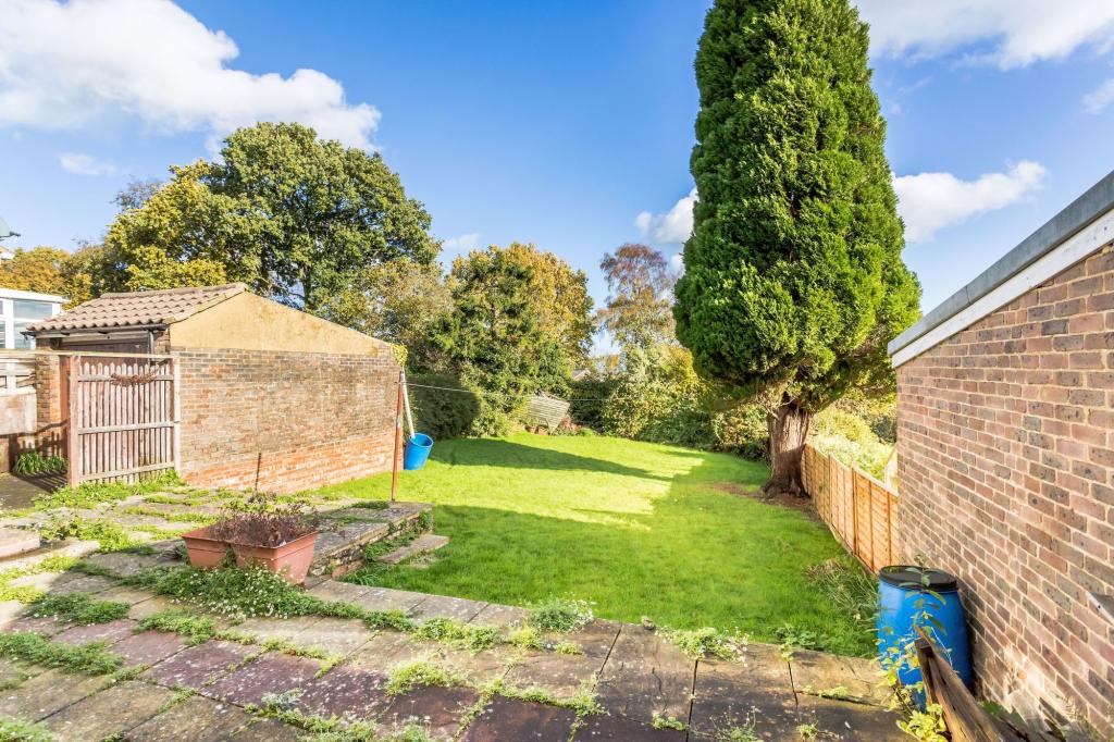 2 bedroom detached bungalow for sale in High Cross Fields, Crowborough, TN6