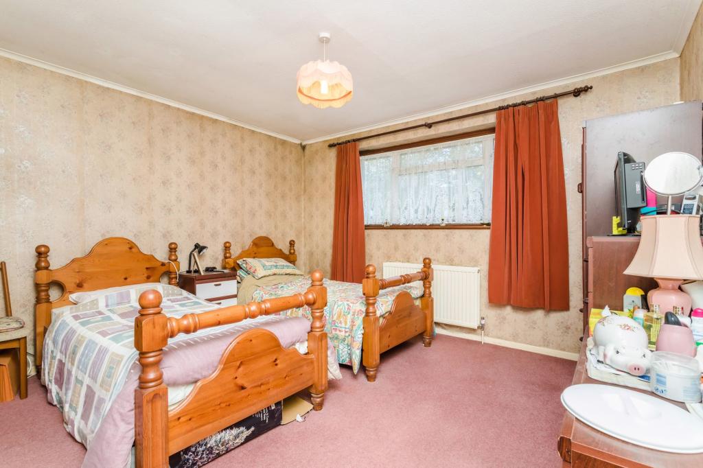 2 bedroom detached bungalow for sale in High Cross Fields, Crowborough, TN6