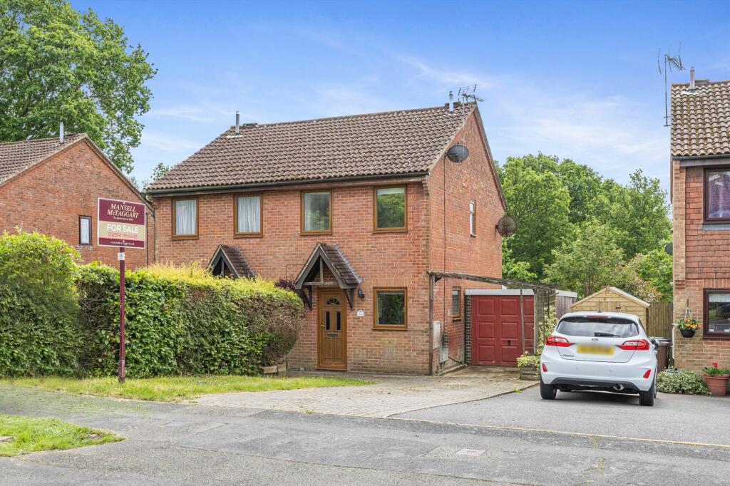 2 bedroom semidetached house for sale in Forest Dene, Crowborough, TN6