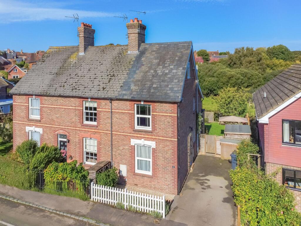 Main image of property: New Road, Rotherfield, TN6