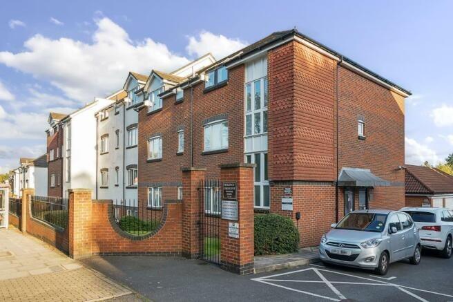 Main image of property: Regency Crescent, NW4 1NW