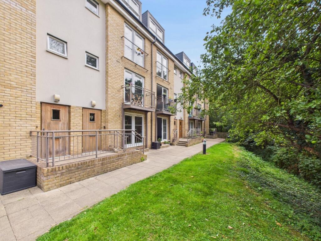 Main image of property: Grove Road, Hitchin, Hertfordshire, SG4