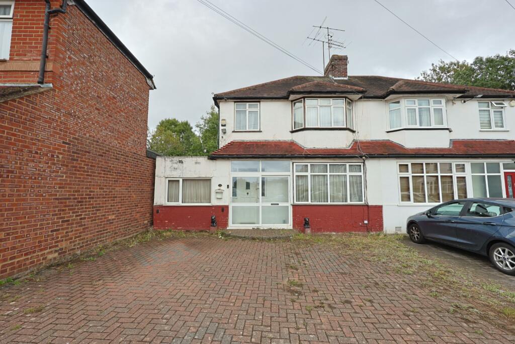 4 bedroom semi-detached house