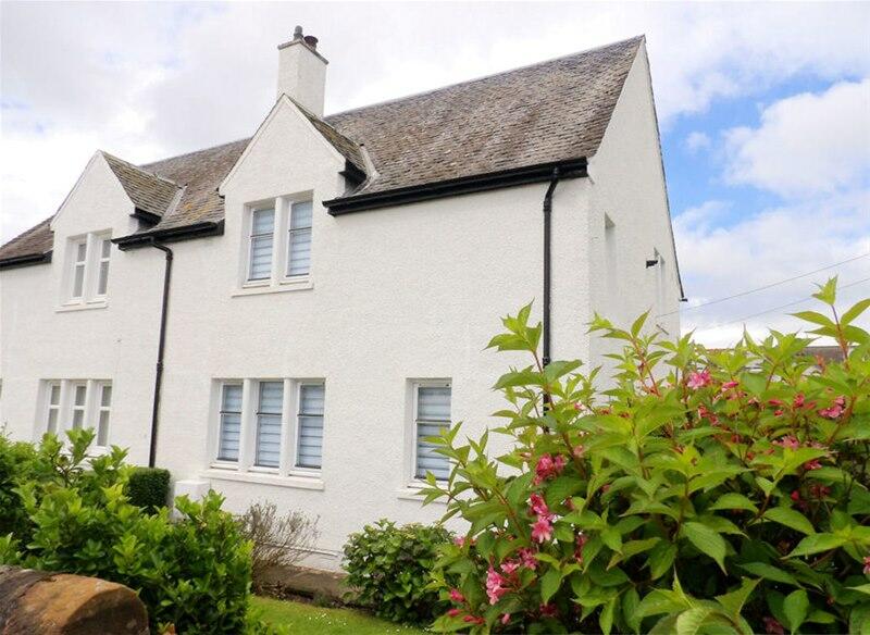 3 bedroom semidetached house for sale in Ralston Road, Campbeltown, PA28