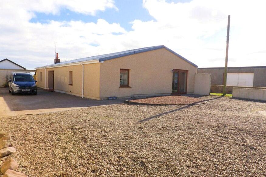 Main image of property: Links View, Southend, PA28