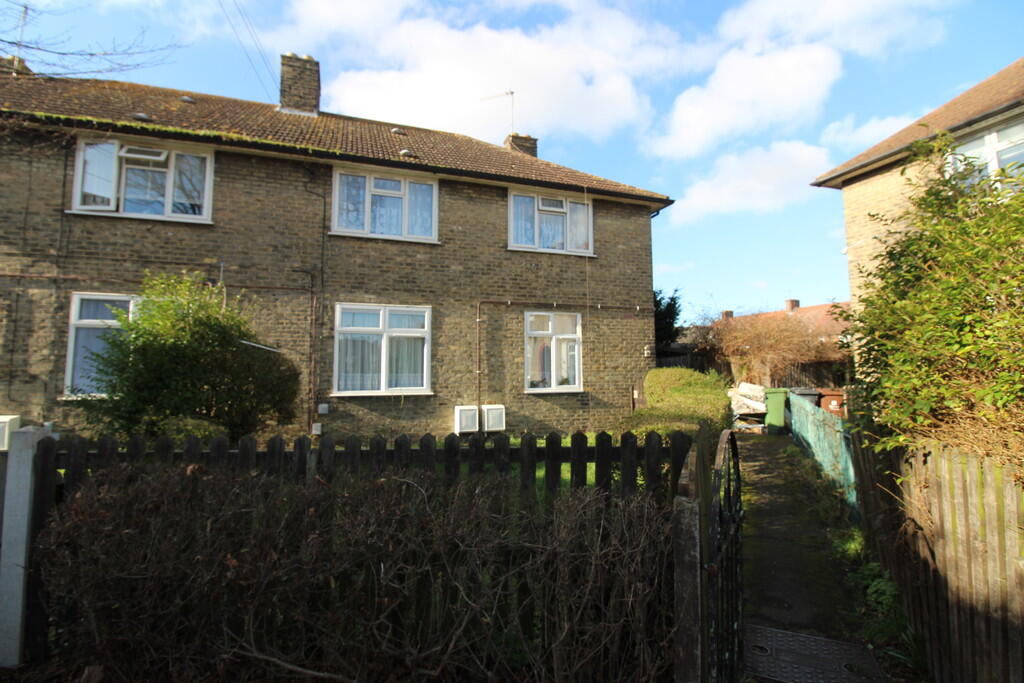 Main image of property: Dagenham, Essex