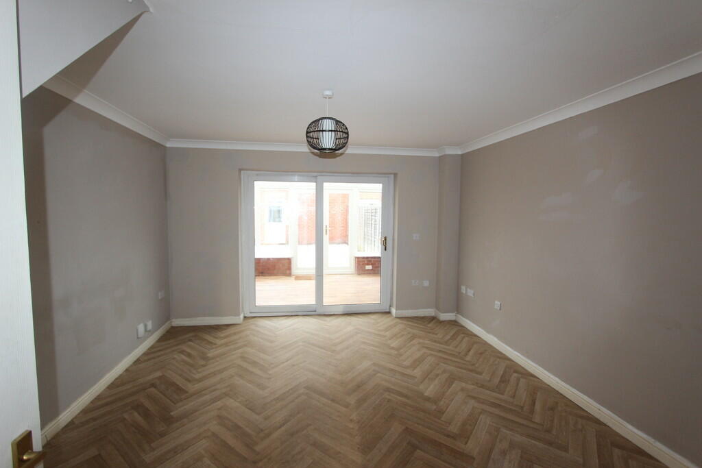 Additional property image - Hawksworth Crescent, Chelmsley Wood