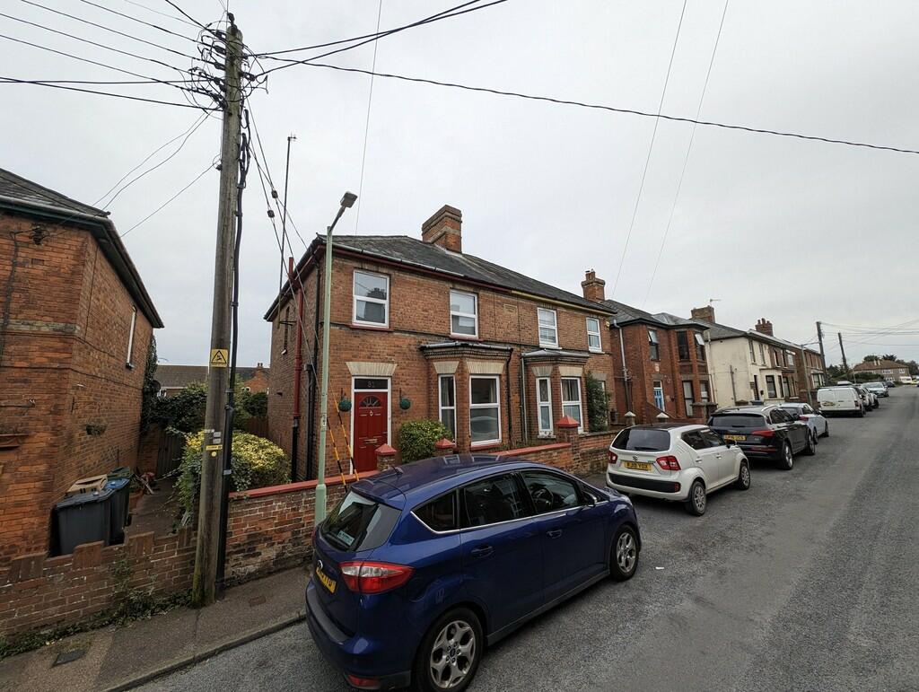 3 bedroom semidetached house for sale in Eastward Ho, Leiston, IP16