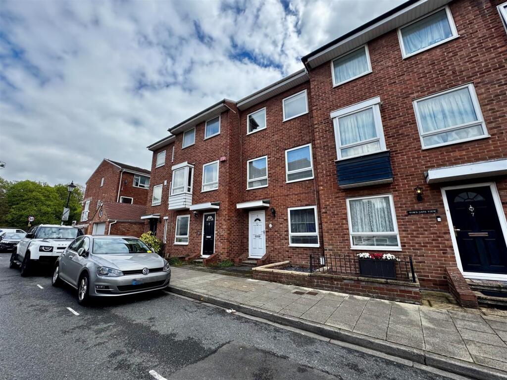 Main image of property: Warblington Street, Portsmouth