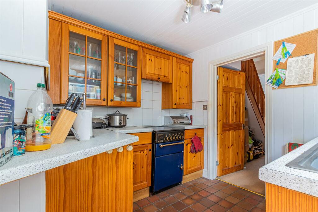 2 bedroom terraced house for sale in Wyndham Road, Pontcanna, Cardiff, CF11