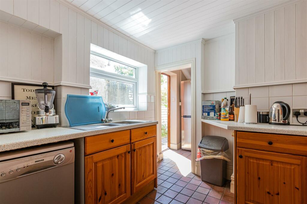 2 bedroom terraced house for sale in Wyndham Road, Cardiff, CF11