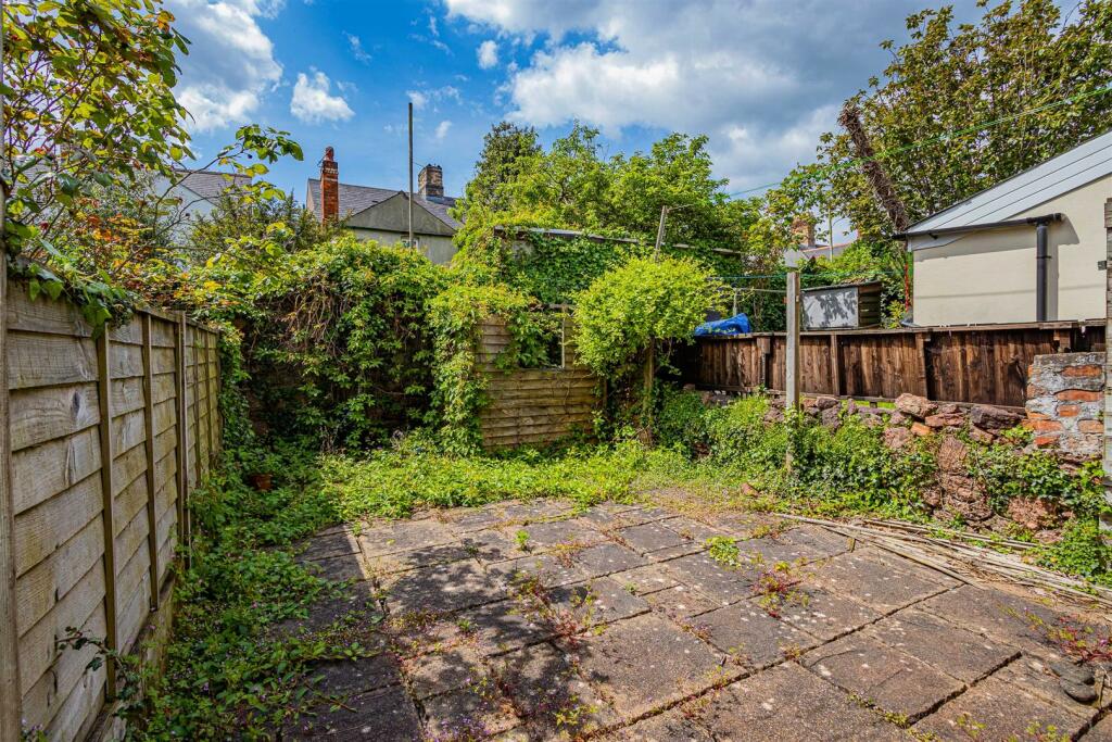 2 bedroom terraced house for sale in Wyndham Road, Cardiff, CF11