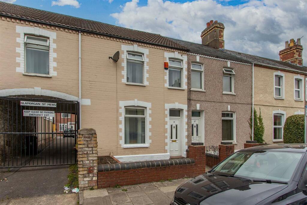 3 bedroom terraced house for rent in Glamorgan Street, Canton, CF5
